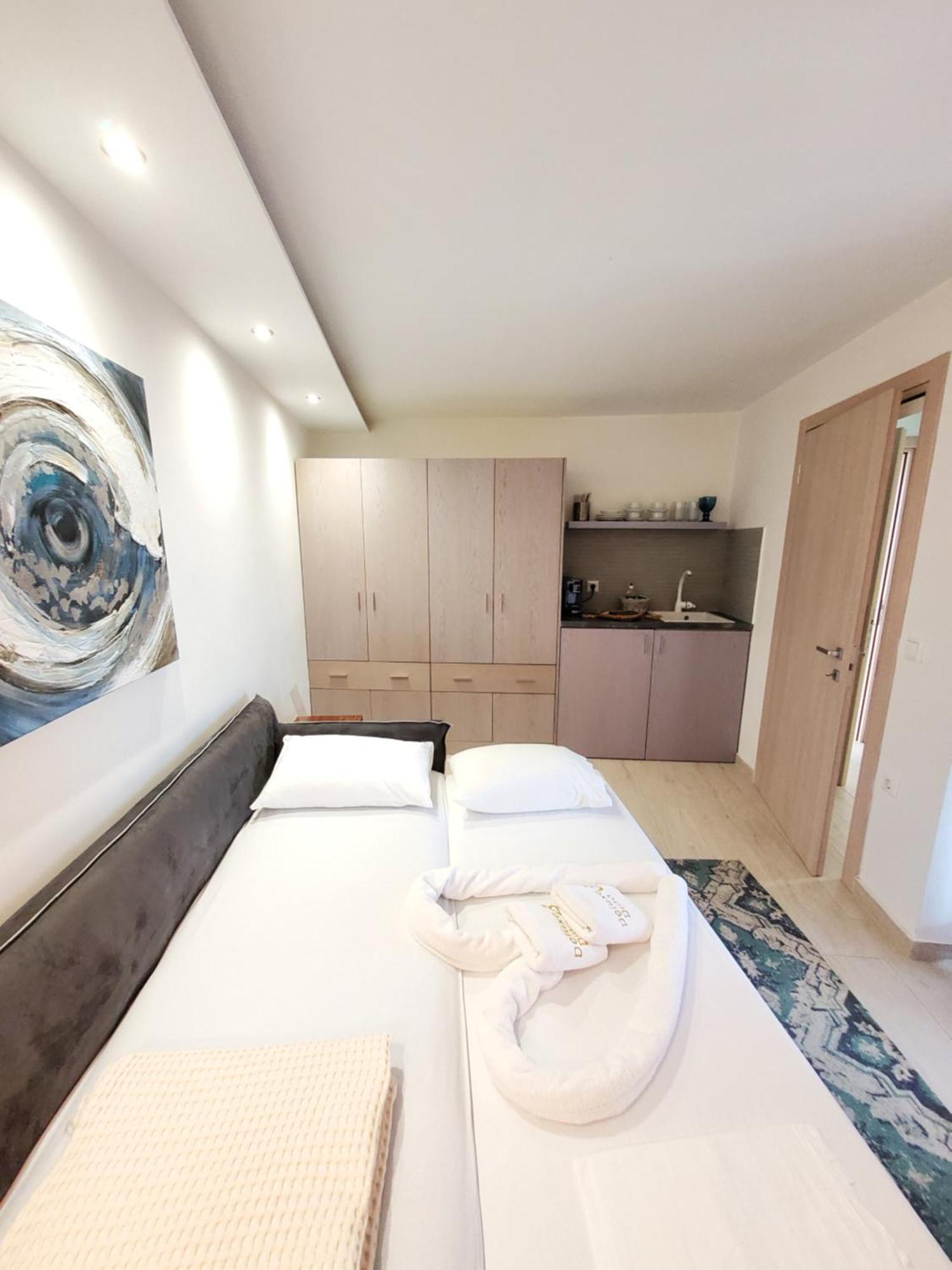 Deluxe Dina Apartment Скала Потамияс Екстериор снимка