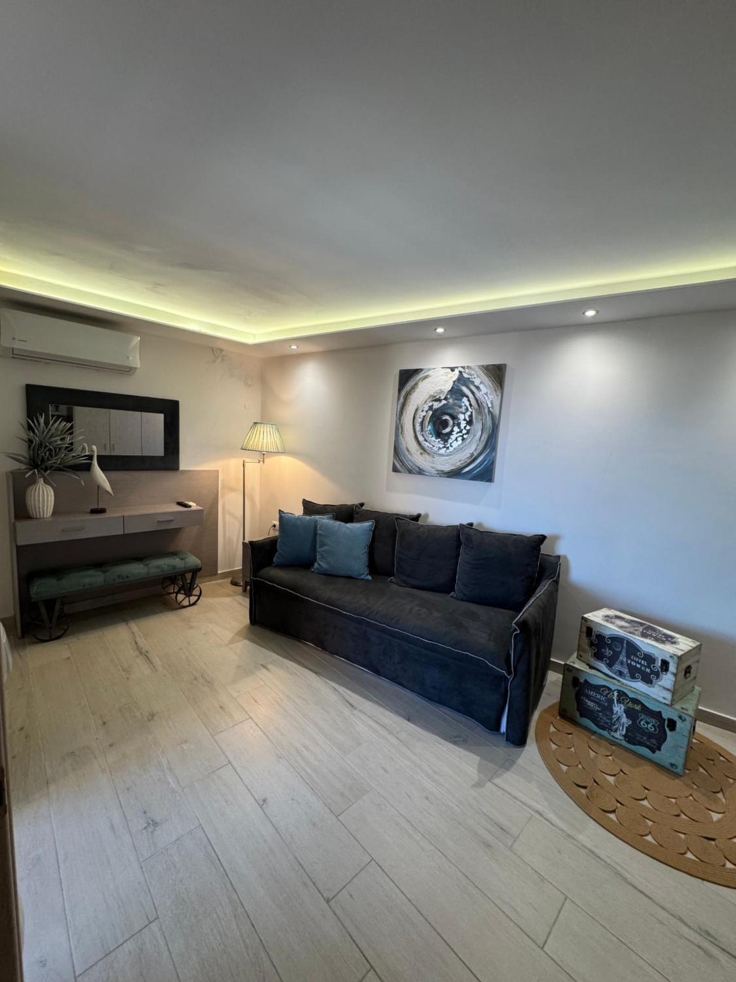 Deluxe Dina Apartment Скала Потамияс Екстериор снимка